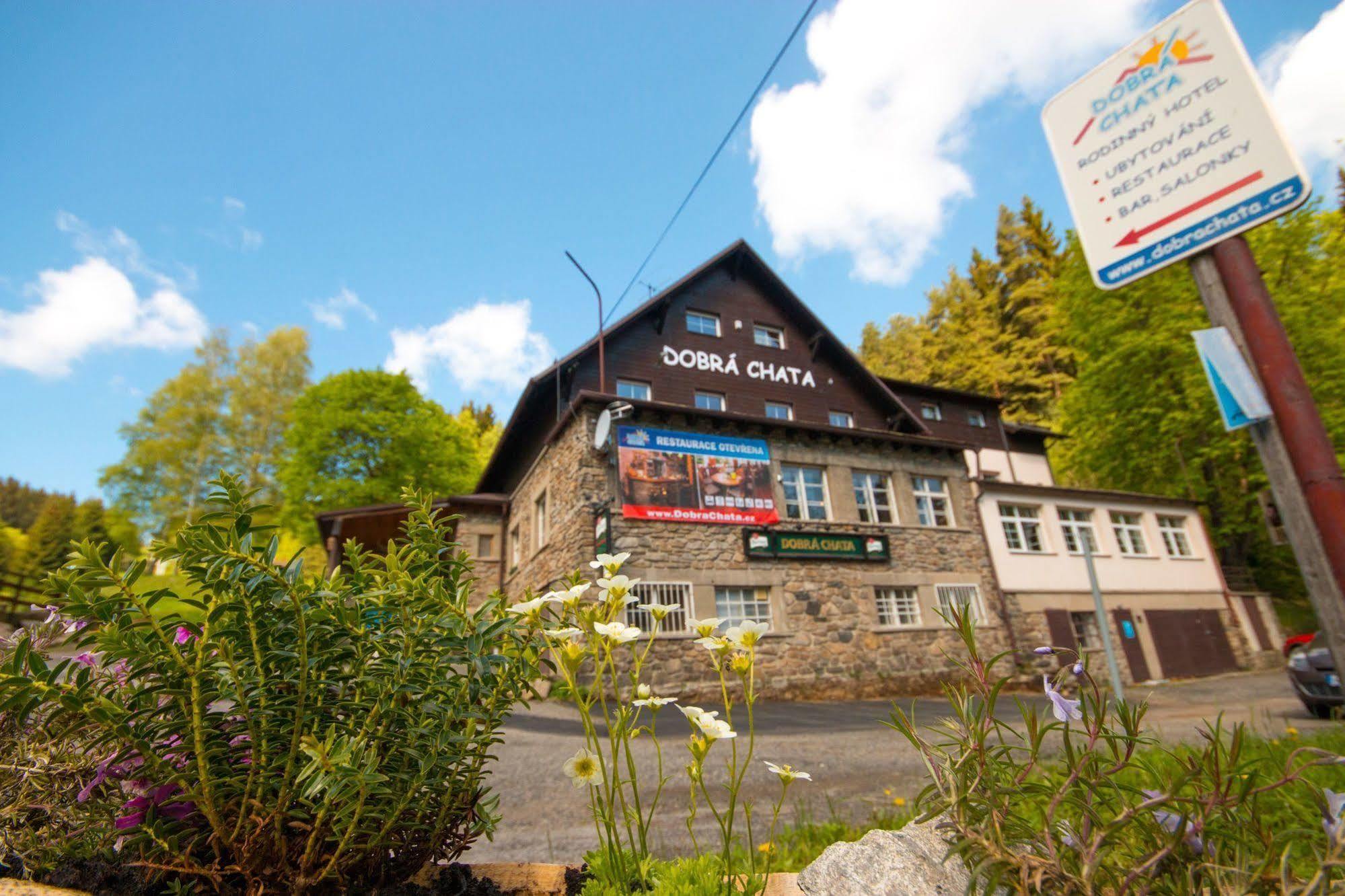 Horsky Hotel Dobra Chata Stachy Екстер'єр фото